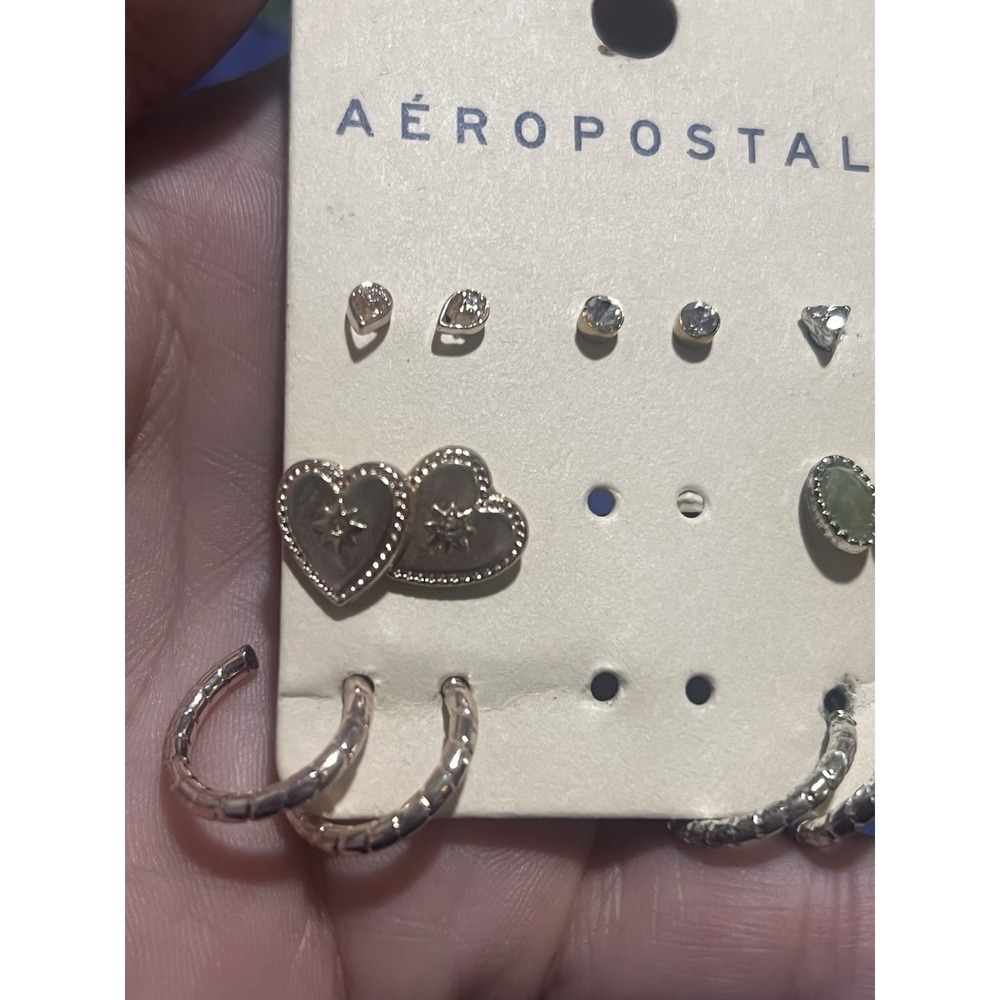 Aeropostal Stud Earrings Lot Of 7 New On Card Silver & Copper Tone Heart Studs - Picture 5 of 8